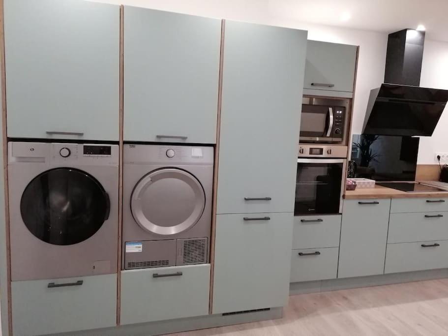 L'Harmonie 72M2 - 2 Chambres Parentales - Rue De La Halle - Hyper Centre Lourdes Esterno foto